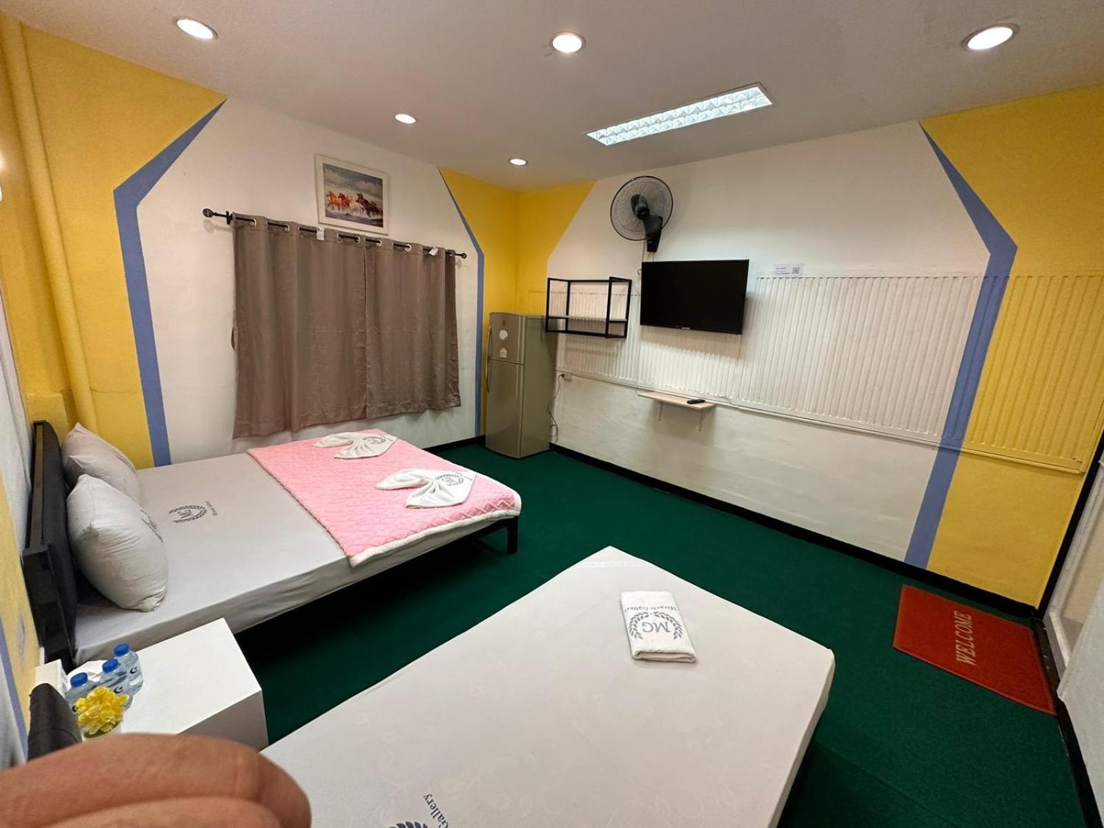 Miracle Gallery Hotel Makkasan Exterior photo